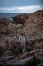 Load image into Gallery viewer, NIKE ACG UTILITY PRIMALOFT INSULATED VEST