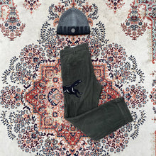 Load image into Gallery viewer, Gucci AW17 (W30, L32) Ulvebroderede Fløjlsbukser