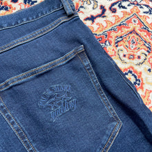 Load image into Gallery viewer, Paul &amp; Shark (W32/L34) Embroidered Jeans
