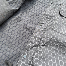 Load image into Gallery viewer, CP Company (S) Airnet Overshirt