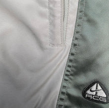 Load image into Gallery viewer, NIKE ACG UTILITY PRIMALOFT INSULATED VEST