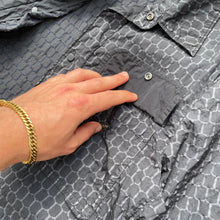 Load image into Gallery viewer, CP Company (S) Airnet Overshirt