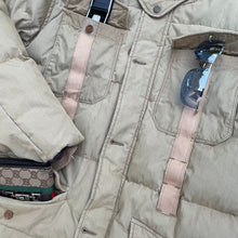 Load image into Gallery viewer, ARCHIVE CP Company Explorer Dunjakke