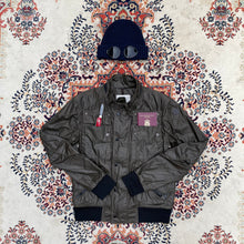 Load image into Gallery viewer, Moncler Utility Waxed Jakke
