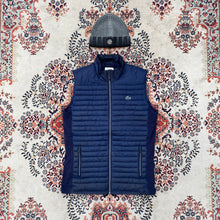 Load image into Gallery viewer, Lacoste (L) Gilet
