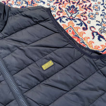 Load image into Gallery viewer, Barbour (M) Vest
