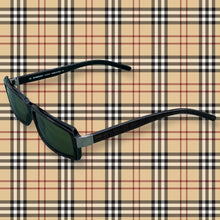 Load image into Gallery viewer, Burberry Solbriller
