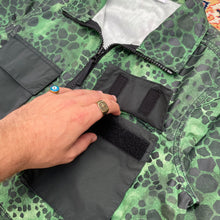 Load image into Gallery viewer, Stone Island (S/M) Alligator Camo SS18
