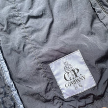 Load image into Gallery viewer, CP Company (S) Airnet Overshirt
